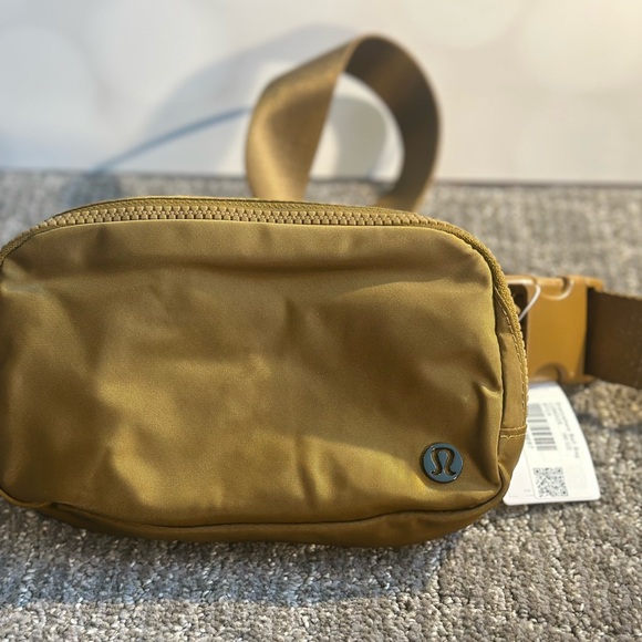 lululemon athletica Brown Crossbody Bag - Picture 1 of 6